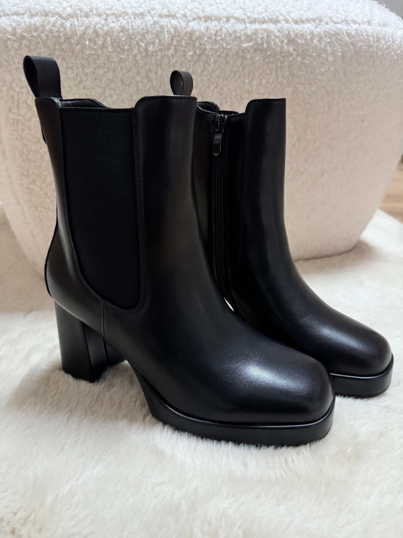 Séléné - Bottines à talons Noir – Image 4