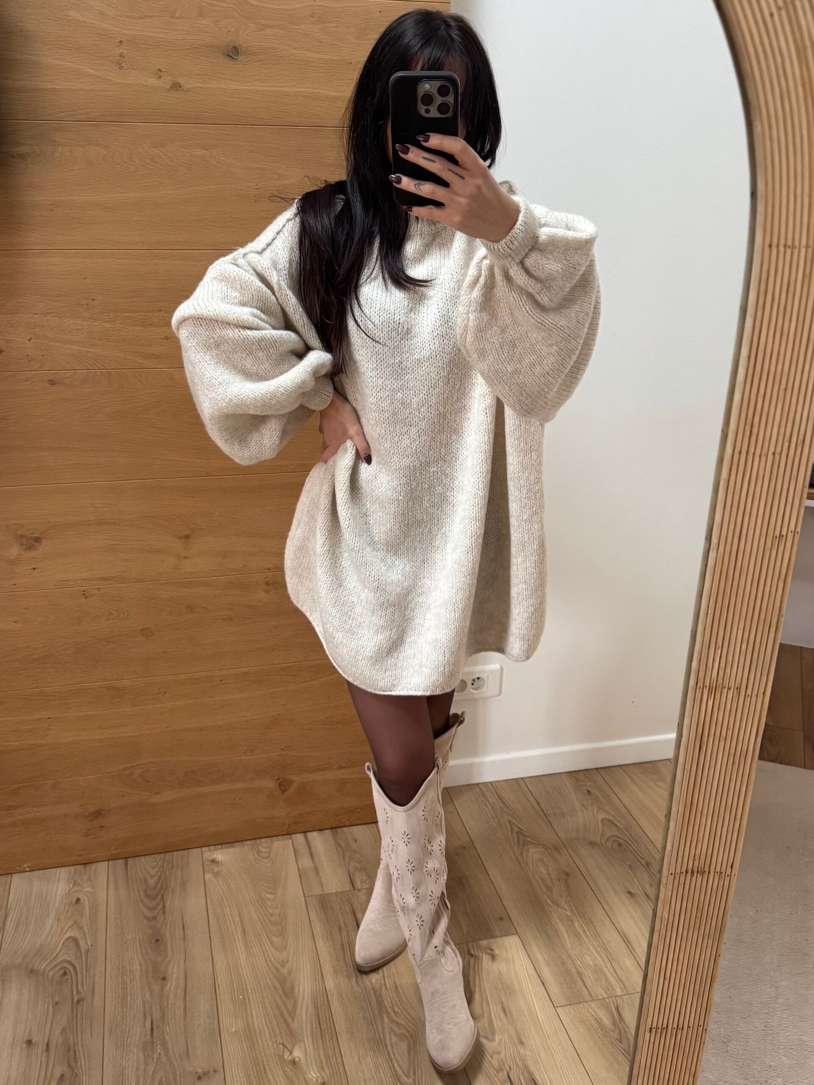 Alma - Pull en laine oversize doux et réconfortant Beige